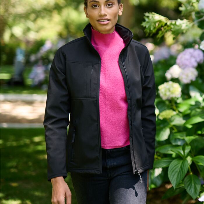Women's Octagon II 3 Layer Membrane Softshell Thumbnail